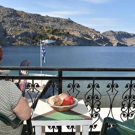 Metapontis Studios  Symi Exterior foto