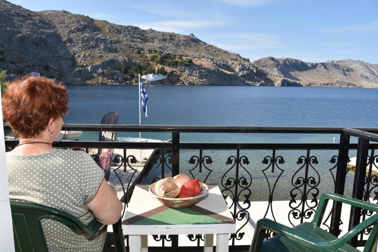 Metapontis Studios  Symi Exterior foto