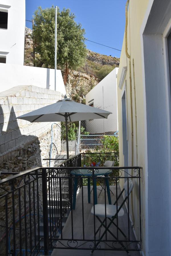 Metapontis Studios  Symi Exterior foto