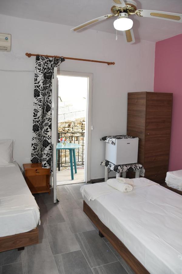 Metapontis Studios  Symi Exterior foto